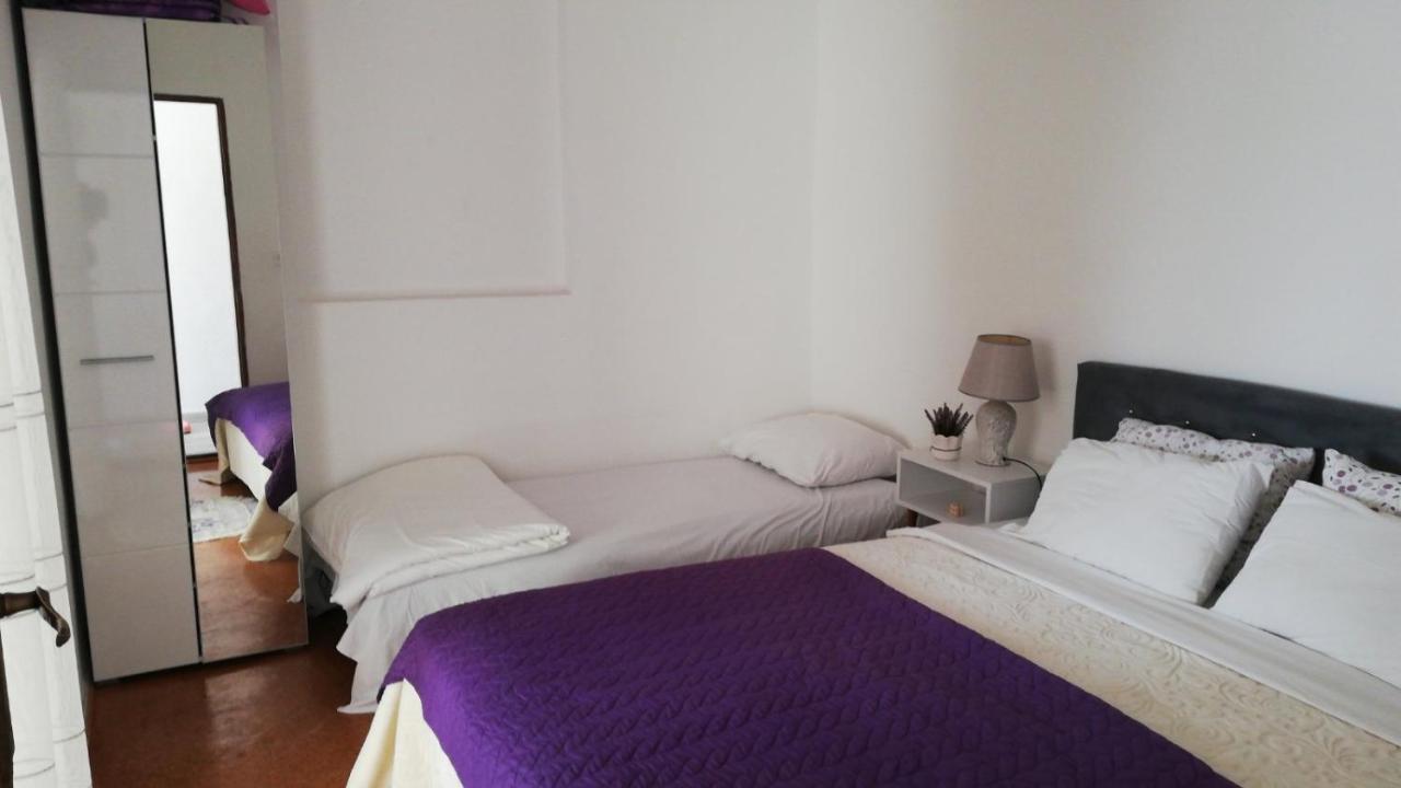 Apartmani Lezenic Dada 内乌姆 外观 照片